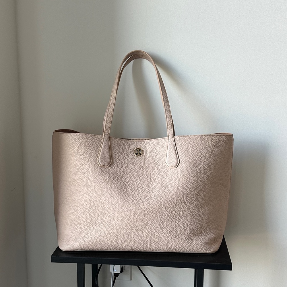 💗 Tory Burch Pink Pebbled Leather  Tote | Large Neutral Shopper | 17.5” Wide - Picture 2 of 12